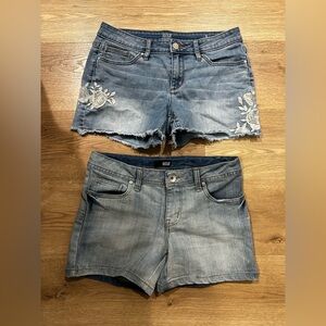 Denim Floral Embroidered Women’s Shorts - Blue